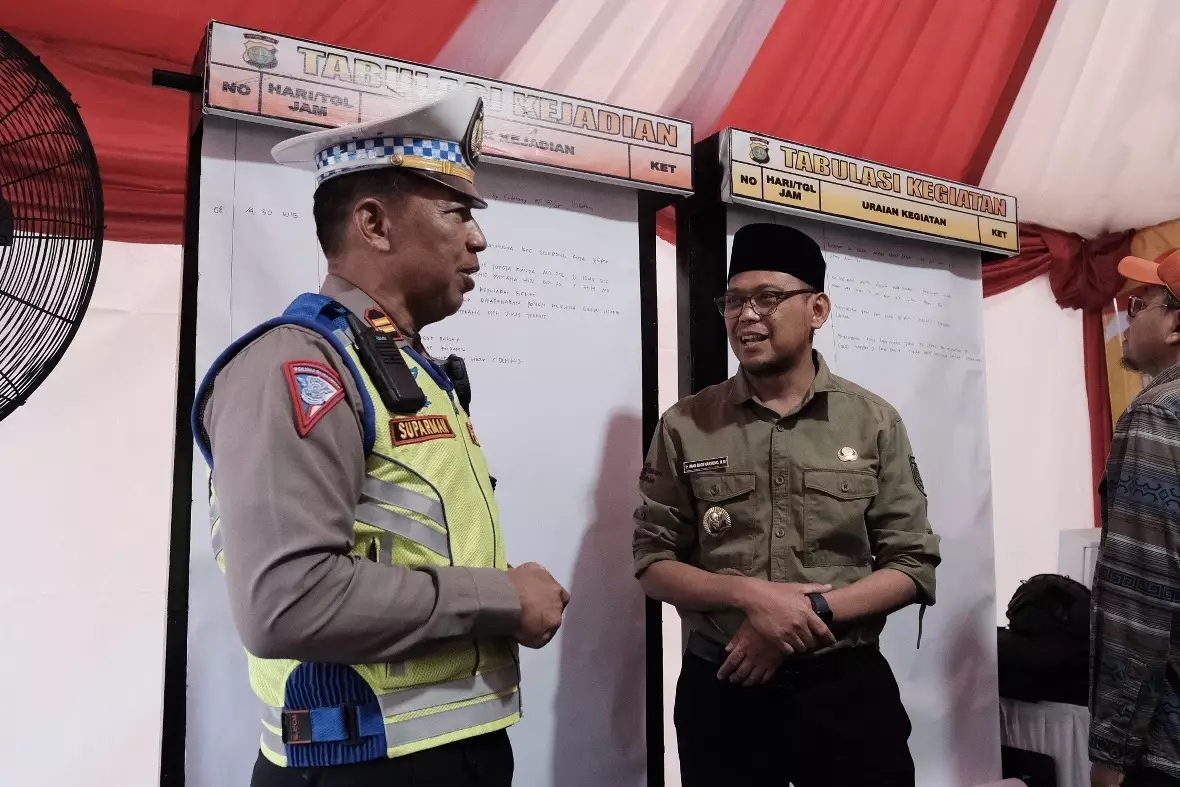 Wakil Wali Kota Depok Tinjau Pos Pengamanan Lebaran di Simpang Cijago