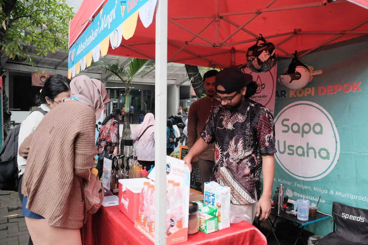 Bazar UMKM Pasar Kopi Depok Ramai Diserbu Pembeli