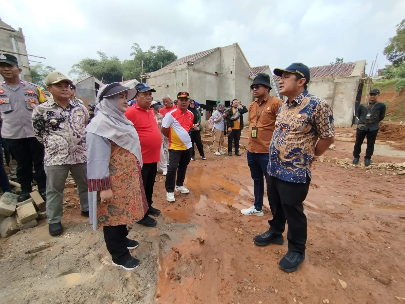 Tidak Sesuai Tata Ruang, Pemkot Depok Segel Perumahan di Pancoran Mas