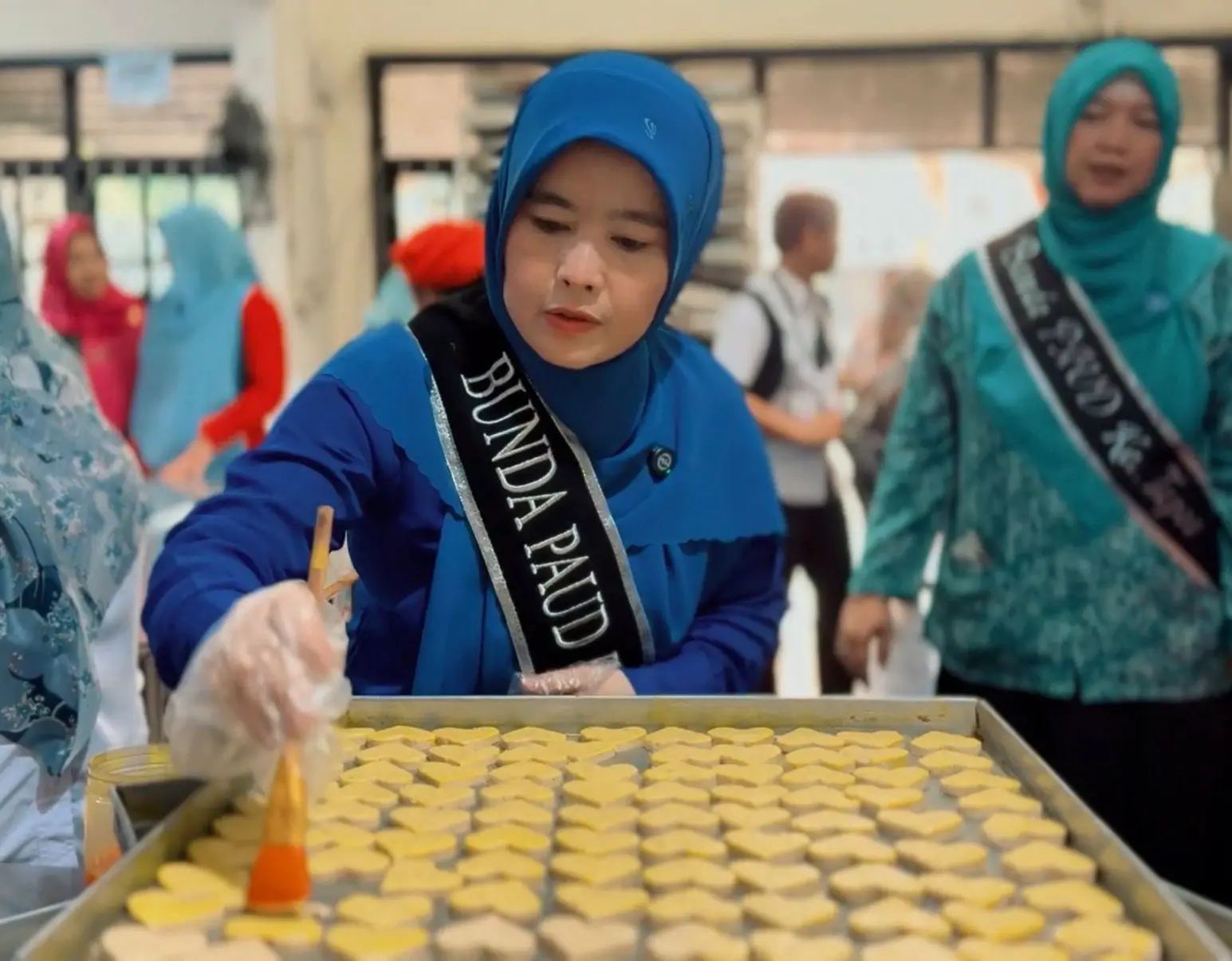 Ngider Cing Ikah Terus Berlanjut: Kue Kacang Viral Bu Odeh, Kebanggaan Depok