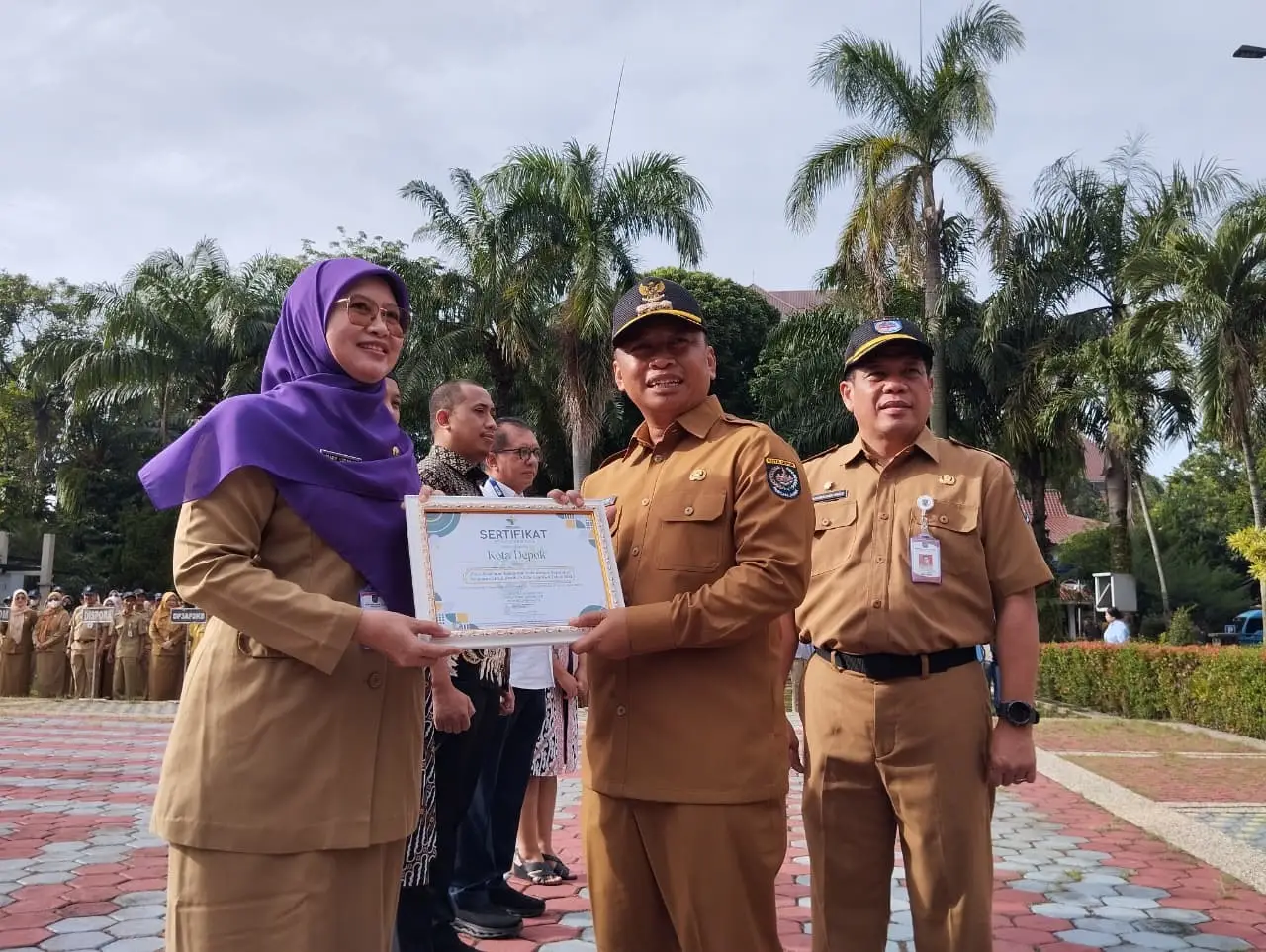 Wali Kota Depok Serahkan Sejumlah Penghargaan Bidang Kesehatan