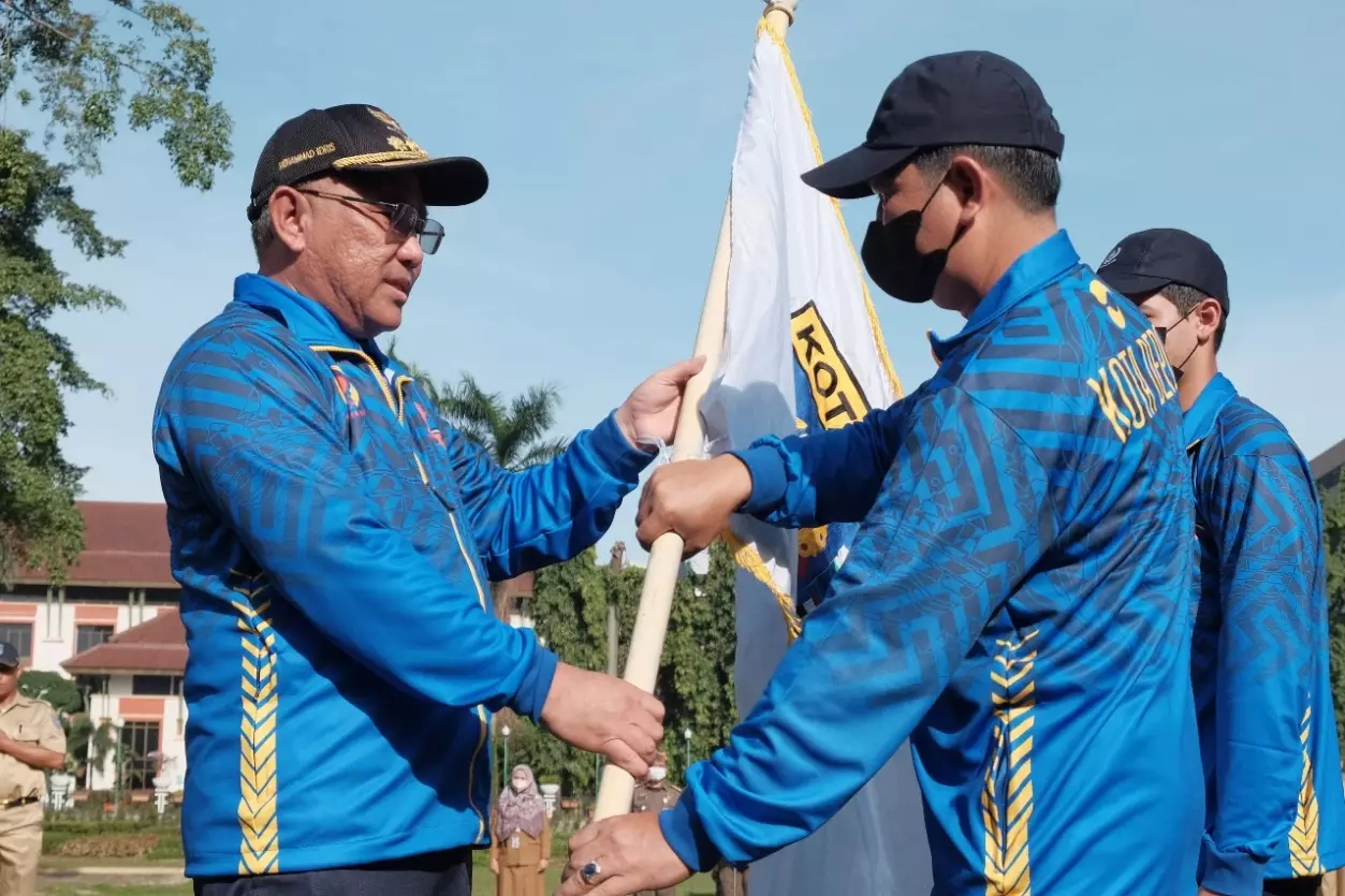 Wali Kota Lepas Atlet Kontingen Kota Depok pada Porprov XIV Jawa Barat