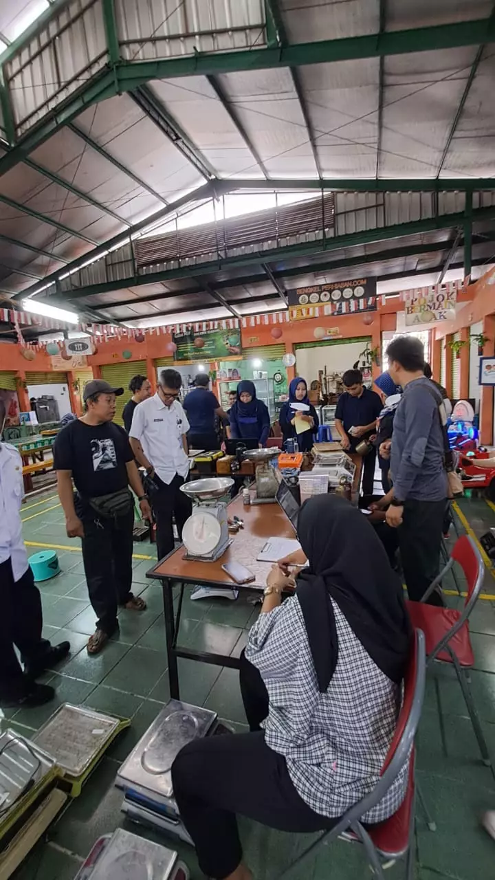 48 Alat Ukur Pedagang di Pasar Tugu Lolos Uji Tera