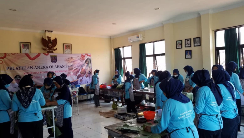 70 Warga Bojongsari Dilatih Aneka Olahan Produk Lokal