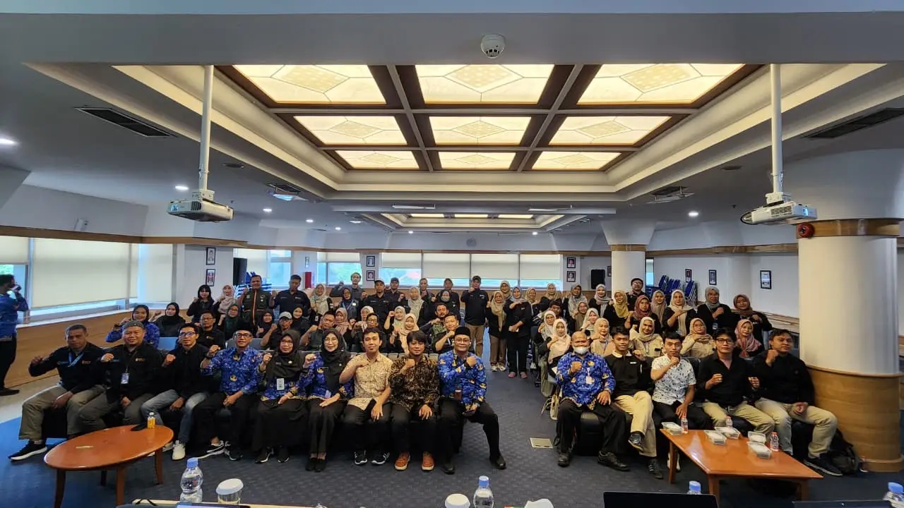 Tingkatkan Kapasitas, Dinsos Depok Gelar Bimtek Pengelolaan DTSEN Melalui Aplikasi SIKS-NG
