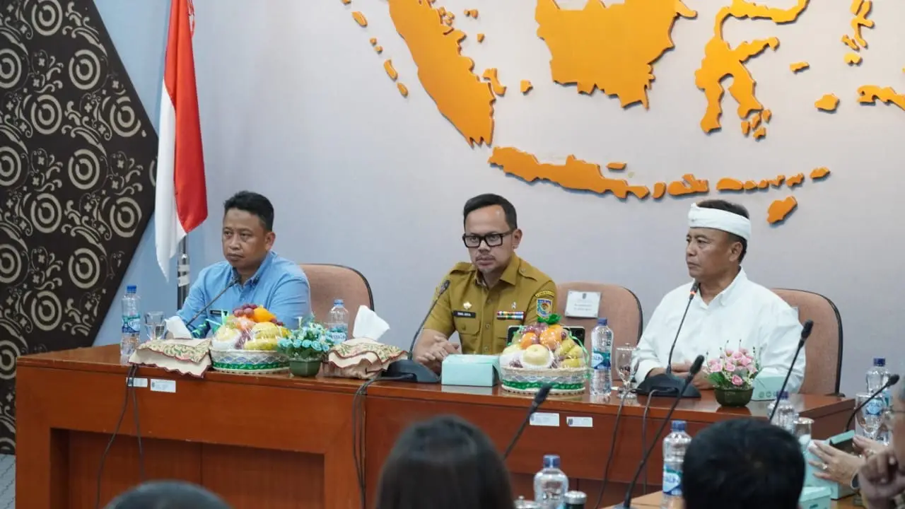 Wali Kota Depok Targetkan Percepatan Pembentukan Badan Hukum Koperasi Merah Putih di 63 Kelurahan