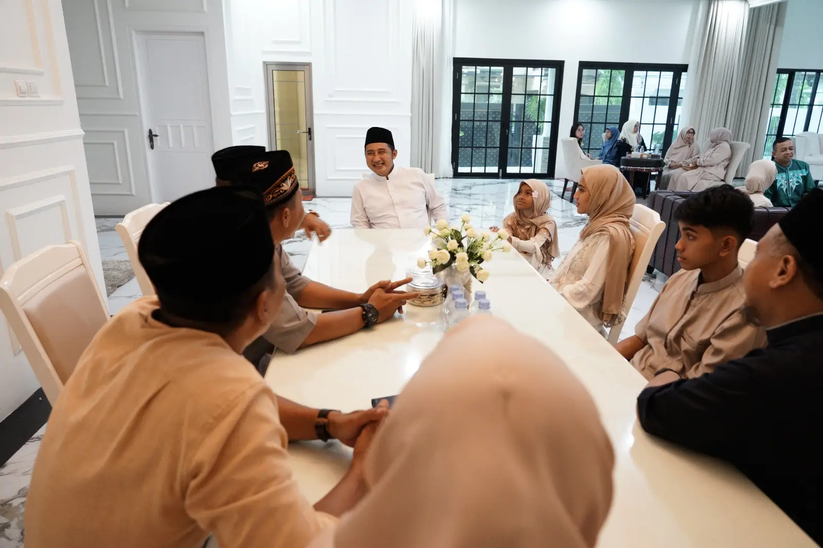Pererat Silaturahmi, Wakil Wali Kota Gelar Open House Perdana di Kediamannya