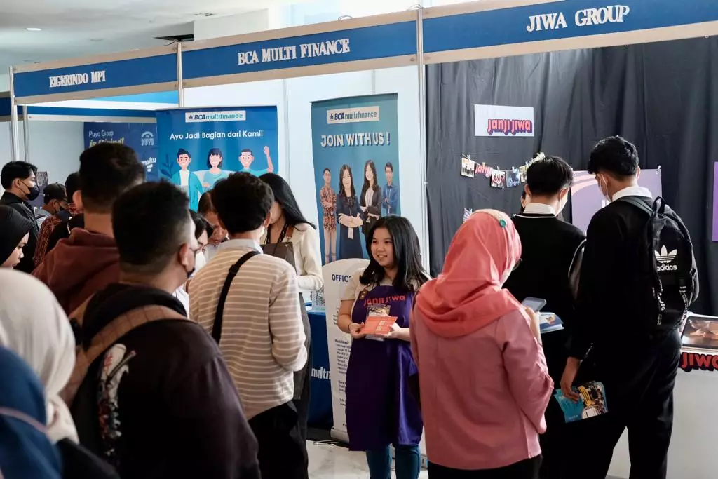 Gelar Bursa Kerja, Disnaker Gandeng Puluhan Perusahaan Fasilitasi Pencaker