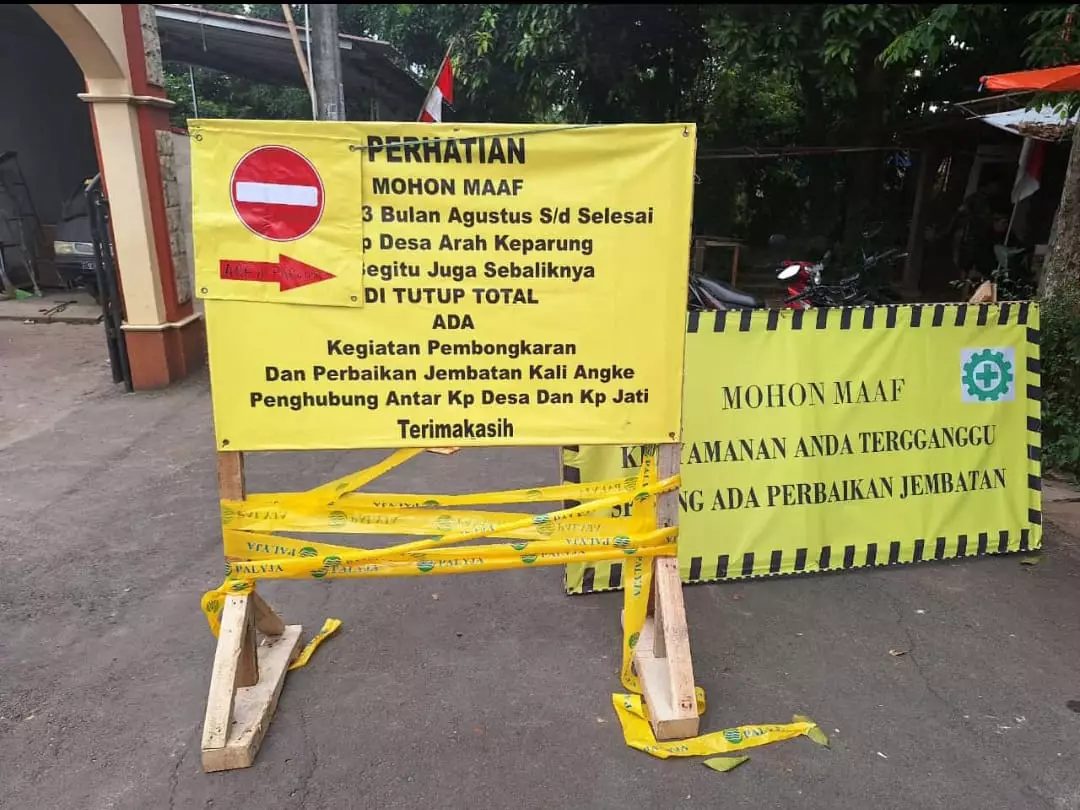 Jembatan Angke V Dumek Sedang Diperbaiki, Warga Diminta Lewat Jalur Alternatif