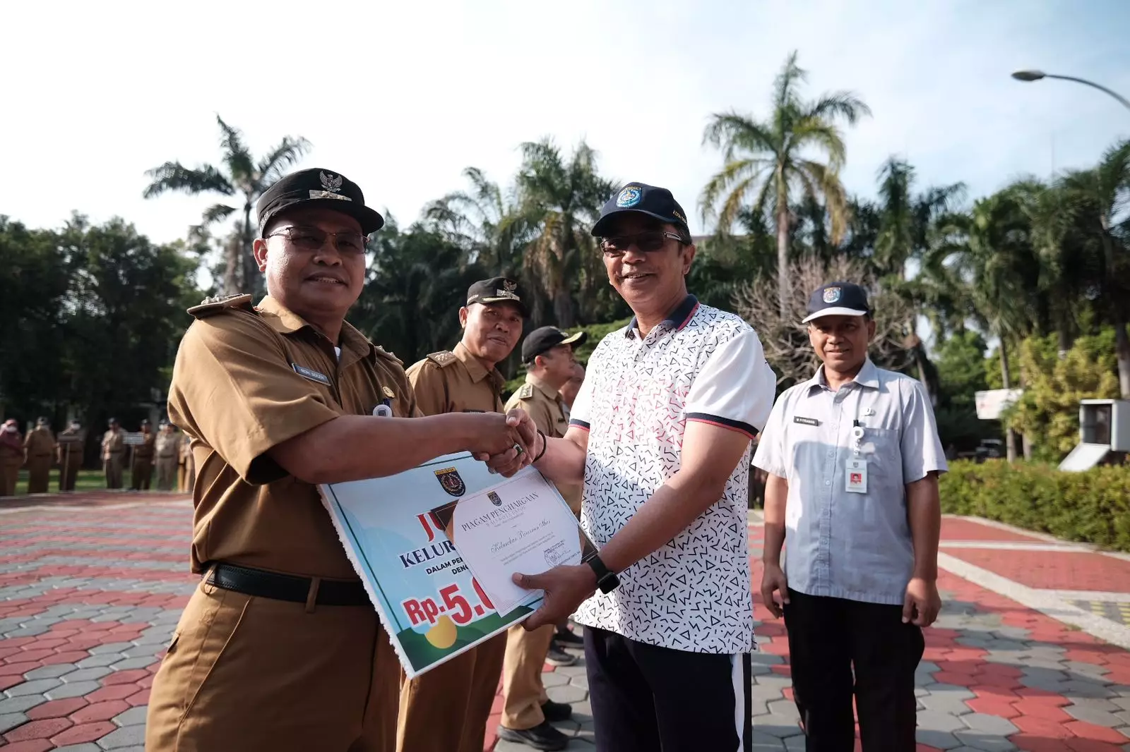 Pelaksana Swakelola Terbaik, Kelurahan dan Pokmas Ini Raih Penghargaan dari Pemkot Depok
