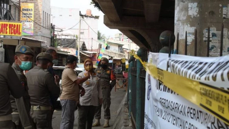 Halau PKL, Kolong Flyover ARH Dipasangi Satpol PP Line