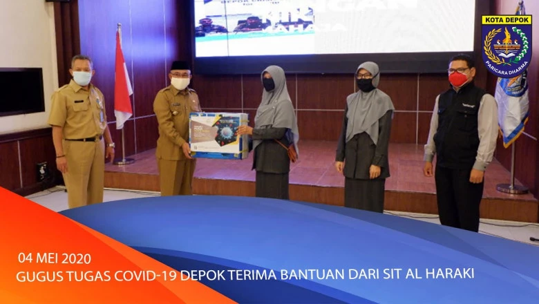 (Video) Gugus Tugas Covid-19 Depok Terima Bantuan dari SIT Al Haraki