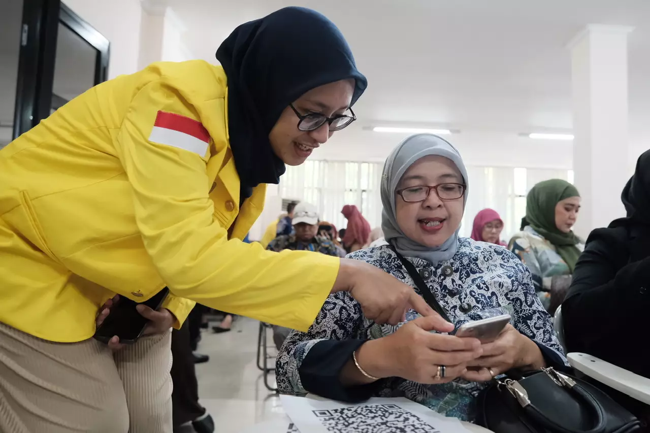 SKSG UI Ajarkan Cara Membuat Profil Digital ke Ratusan UMKM Panmas