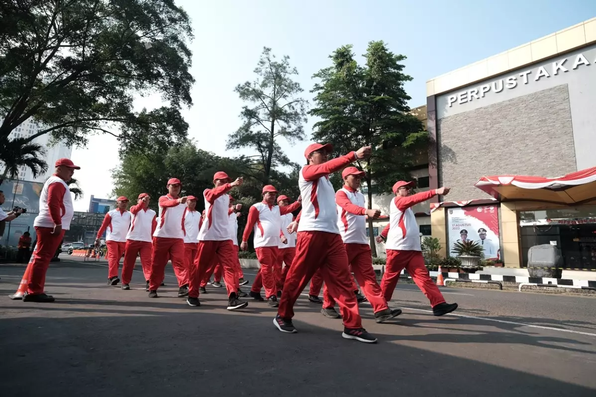 Bakesbangpol Depok Gelar Lomba Baris Berbaris Bagi Pegawai Kecamatan