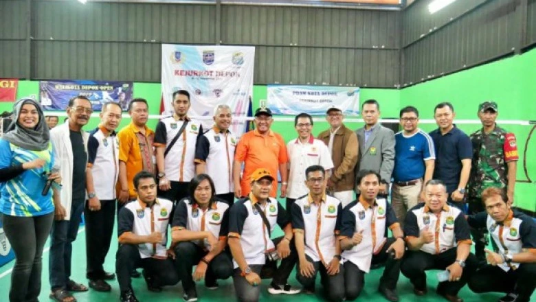 Wali Kota Depok Resmi Buka Kejuaraan Bulutangkis PBSI Kota Depok