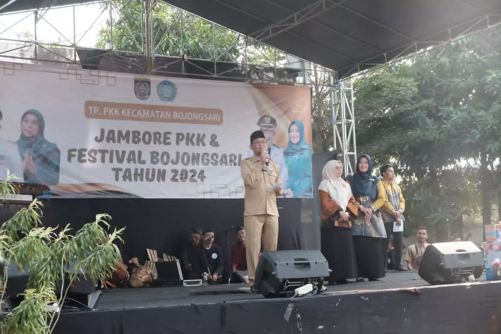 Buka Jambore PKK dan Festival Bojongsari 2024, Bang Imam: Teruslah Guyub dan Solid