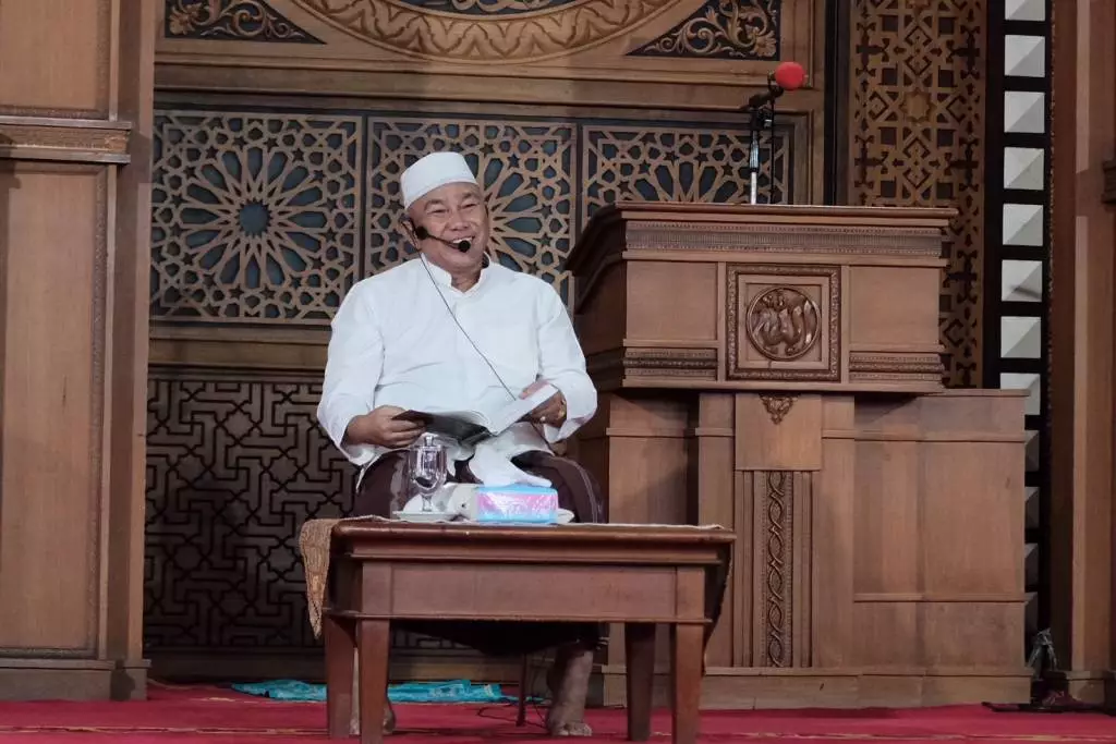 Kiai Idris Bahas Hadits Persaudaraan Muslim yang Patut Diteladani