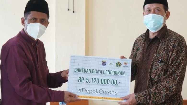 Baznas Depok Bantu Lunasi Biaya Sekolah Bagi Lima Siswa MTs Assa’adatain 