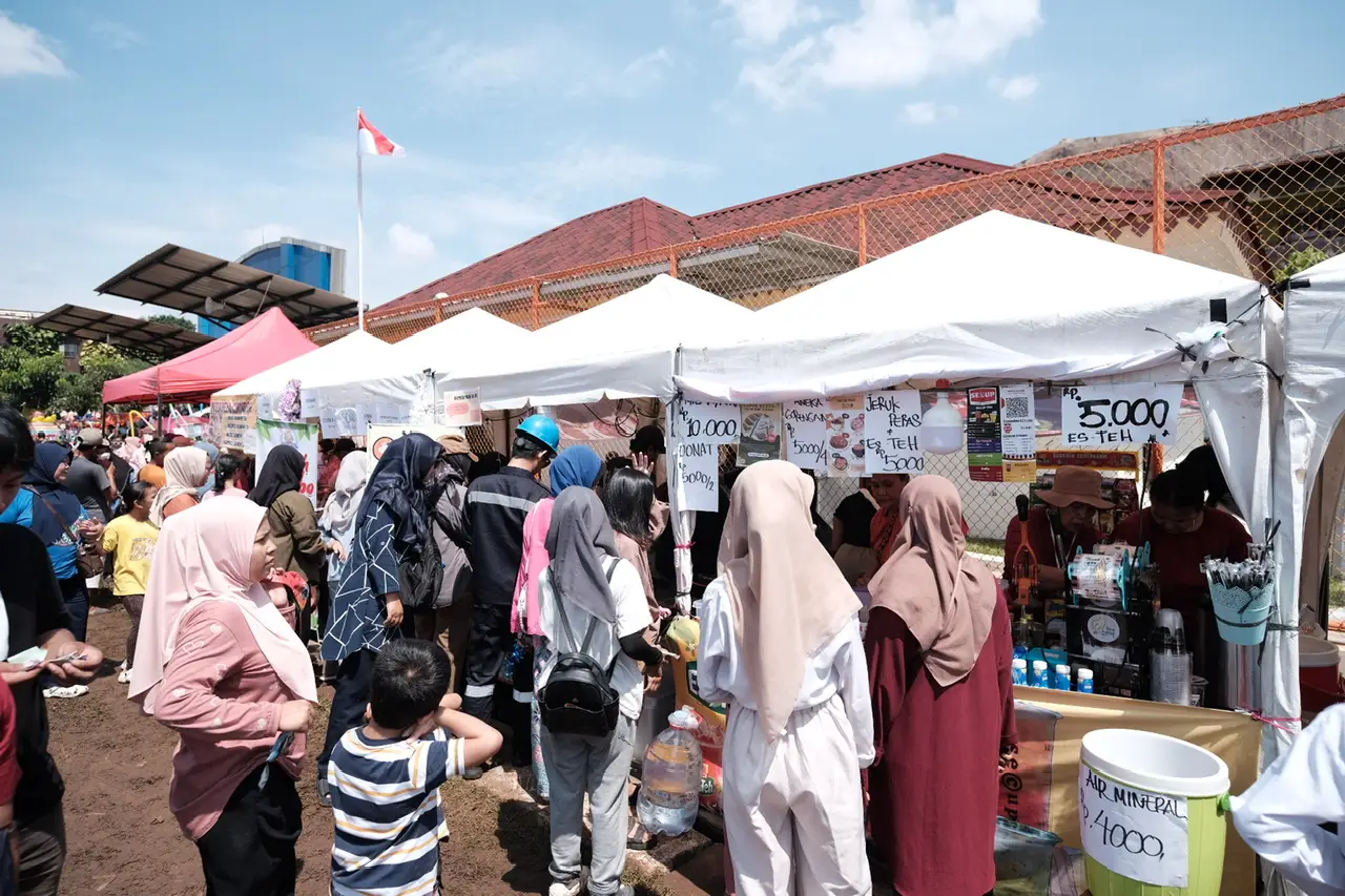 Warga Nikmati Bazar UMKM dan Musik Ibu Kota di Lebaran Kukusan