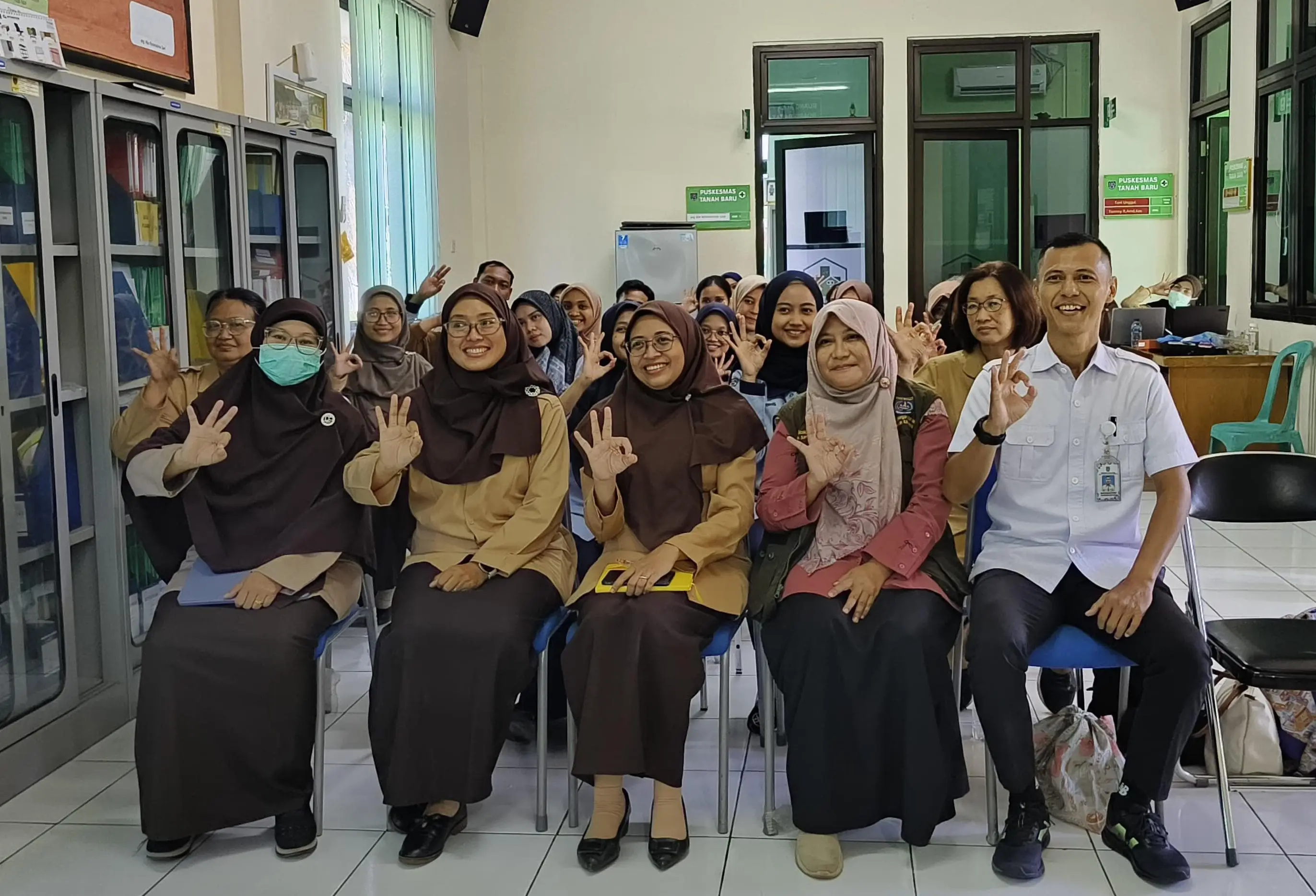 Timsos 3R Kecamatan Beji Gencar Lakukan Penyuluhan Pemilahan Sampah, Kali Ini Sasar Puskesmas Tanah Baru