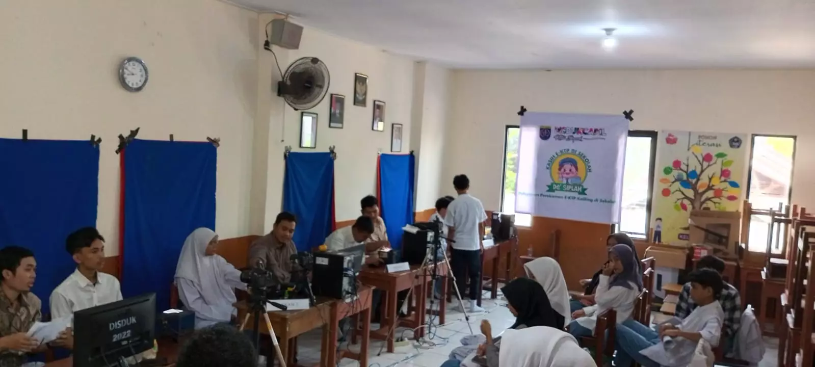 Terus Berlanjut, Perekaman E-KTP di SMAN 14 Depok Sasar 216 Siswa