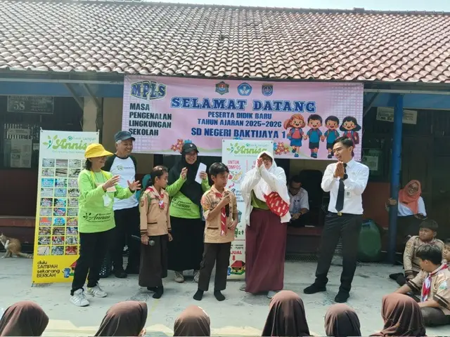 Lewat Bank Saku Jaya, Kelurahan Baktijaya Tumbuhkan Kecintaan Siswa Terhadap Lingkungan