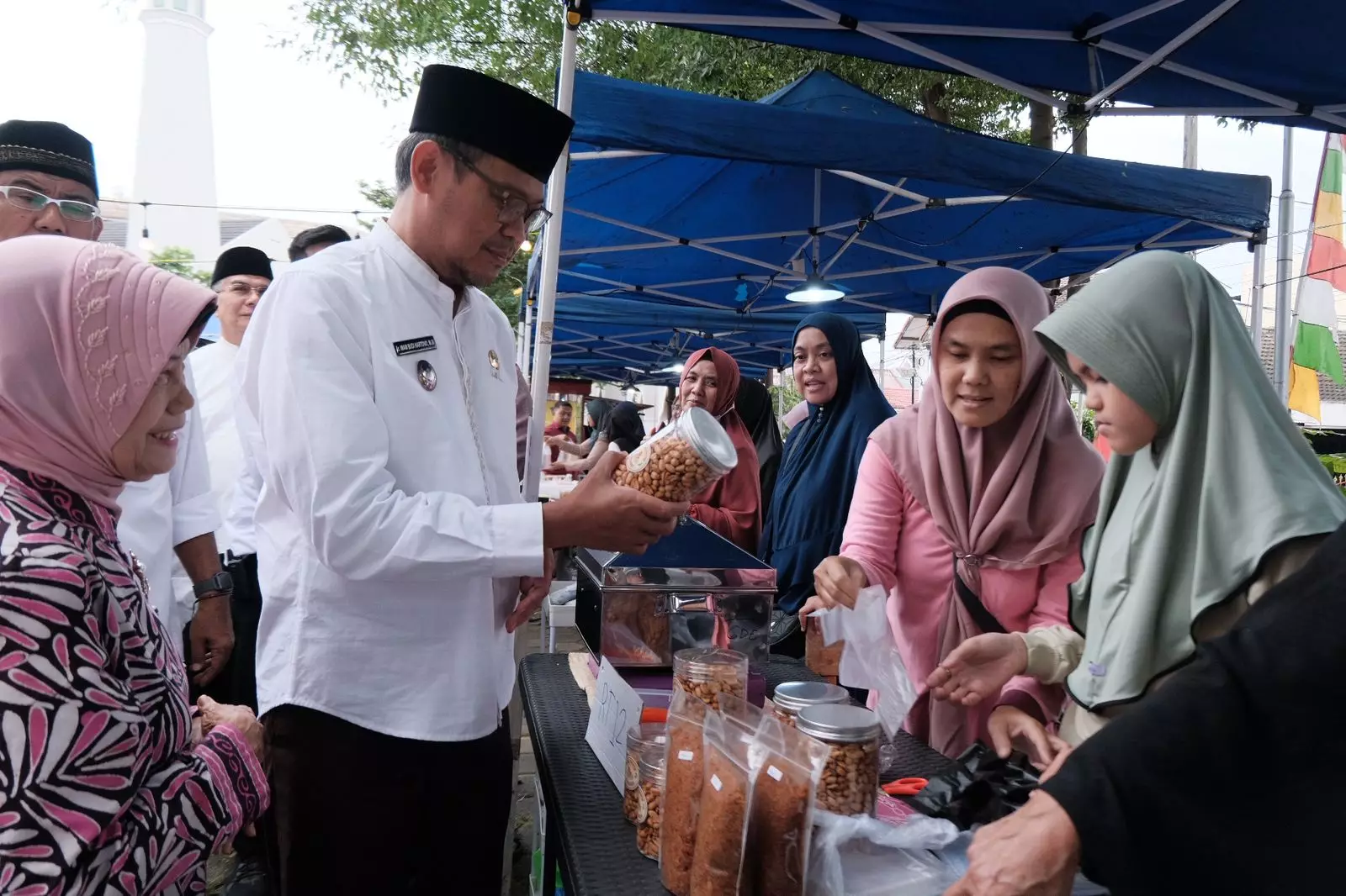 Serambi Ummat Masjid Baabul Jannah Kelurahan Tugu Jadi Kesempatan Tingkatkan Ekonomi UMKM