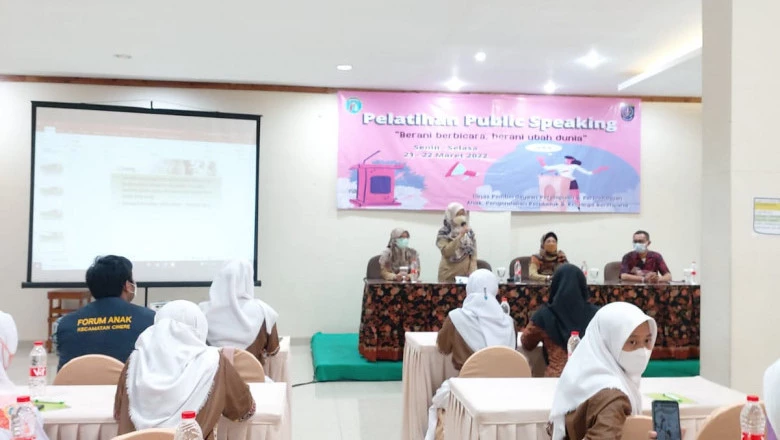 Optimalkan Peran, 40 Anggota Forum Anak Dibekali Ilmu Public Speaking 