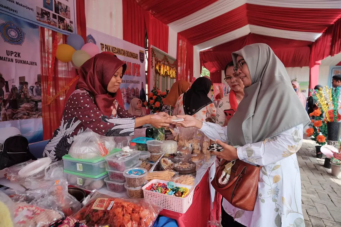 TP PKK Kota Depok Gelar Gebyar Bazar UP2K