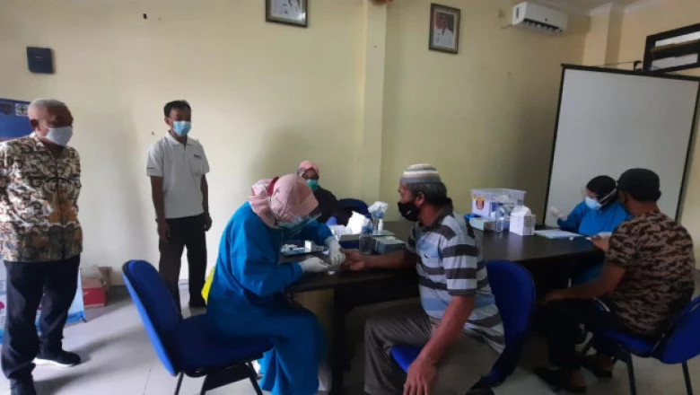 441 Anggota KPPS Kelurahan Curug Jalani Rapid Test