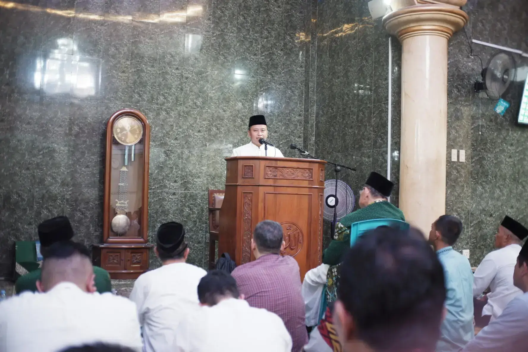 Depok Rumah Kita Semua, Supian Suri Undang Warga Salat Idulfitri di Masjid Baitul Kamal
