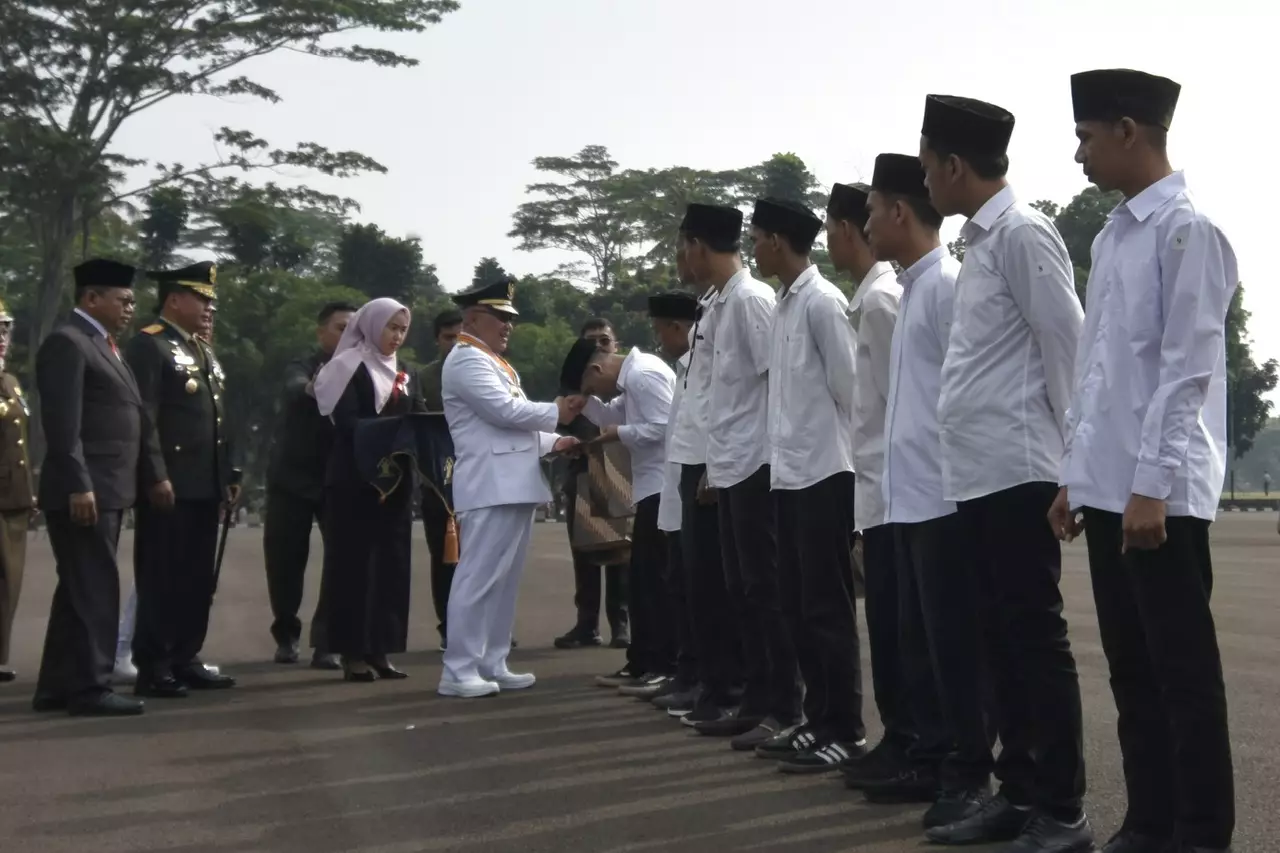 Moment HUT ke-79 RI, Wali Kota Depok Serahkan Remisi Narapidana dan Penghargaan Donor Darah PMI
