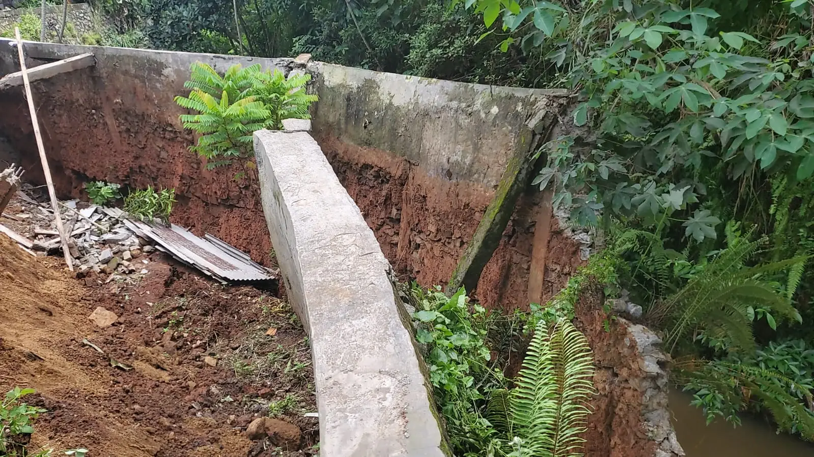 Turap Kali Angke RW 12 Ditangani Cepat, Warga Pontir Merasa Lebih Aman