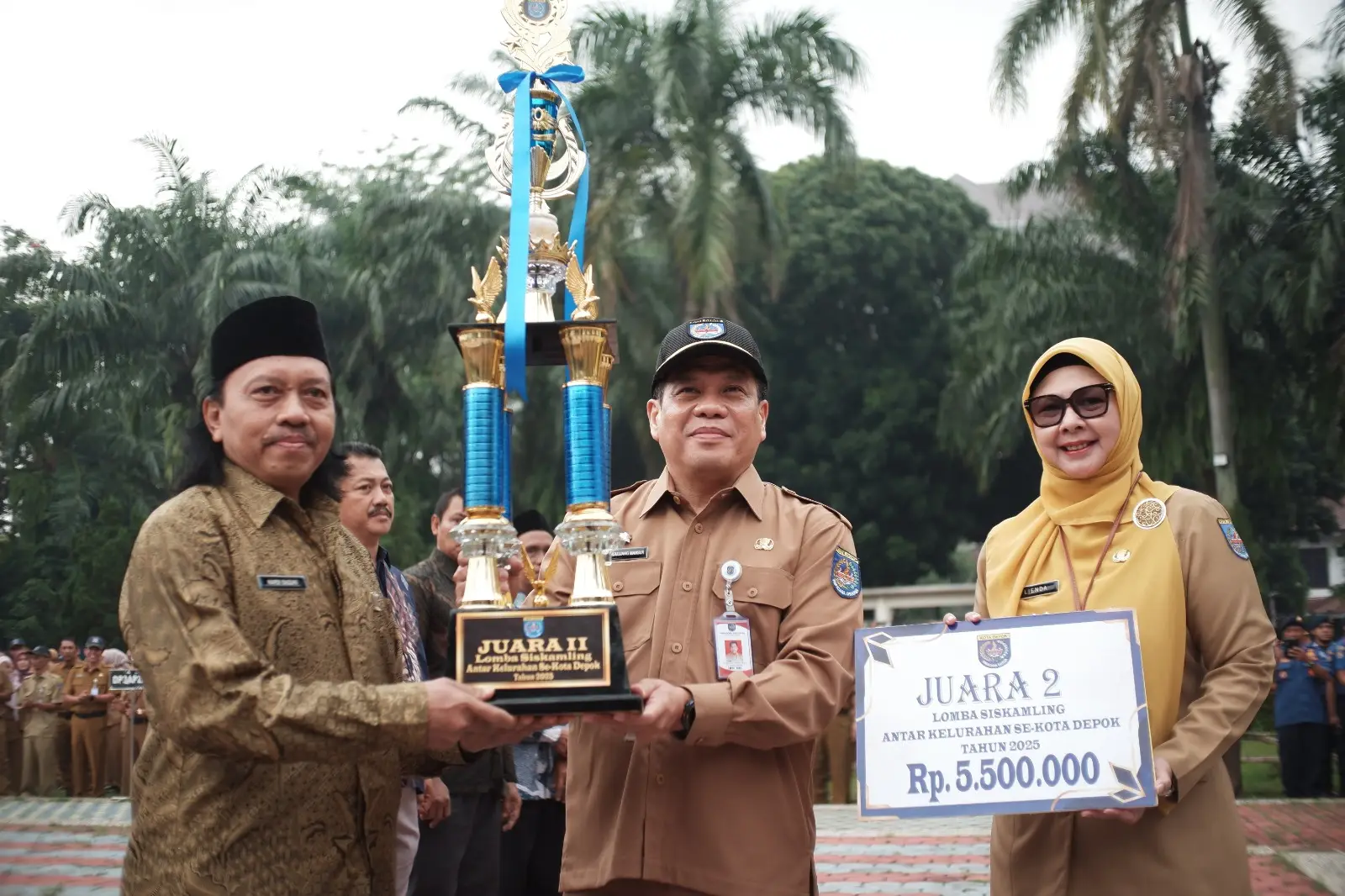 Warga Pangkalan Jati Buktikan Soliditas, Poskamling Bersama 07 Sabet Juara 2 Siskamling Depok