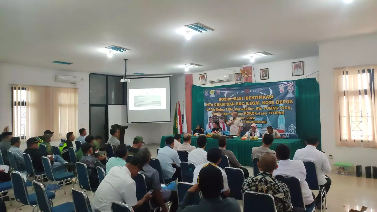 Satpol PP Rampungkan Sosialisasi Pita Cukai dan BKC di 11 Kecamatan