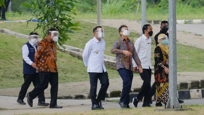 Presiden Jokowi Targetkan 1 Juta Vaksinasi per Hari Mulai Juli