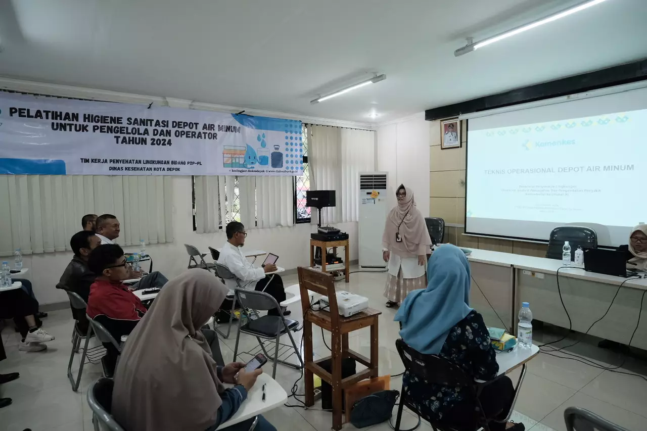 Dinkes Depok Gelar Pelatihan Higiene Sanitasi Depok Air Minum