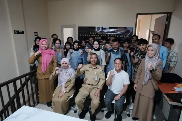 Kadisnaker Depok Ingin Peserta Pelatihan Barista Menjadi Ahli Kopi Sejati