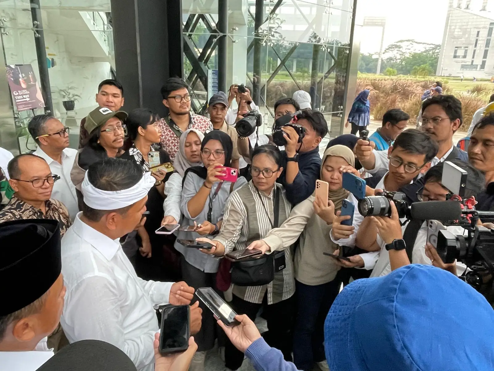 Mengingat Sejarah Pers di Indonesia, Pilar yang Tak Boleh Runtuh