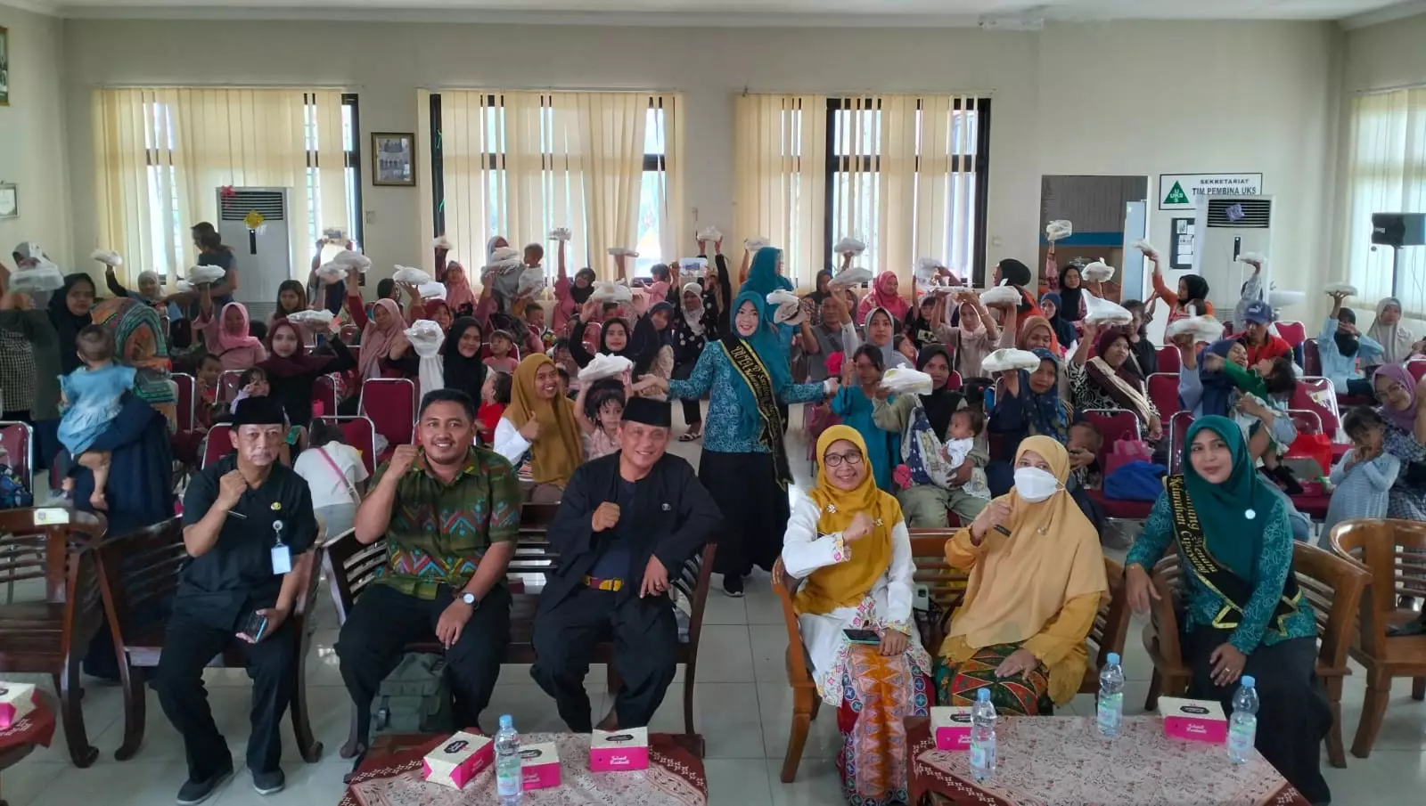 Puluhan Balita di Kecamatan Cipayung Santap Bersama Menu PMT Lokal Hari Ketujuh