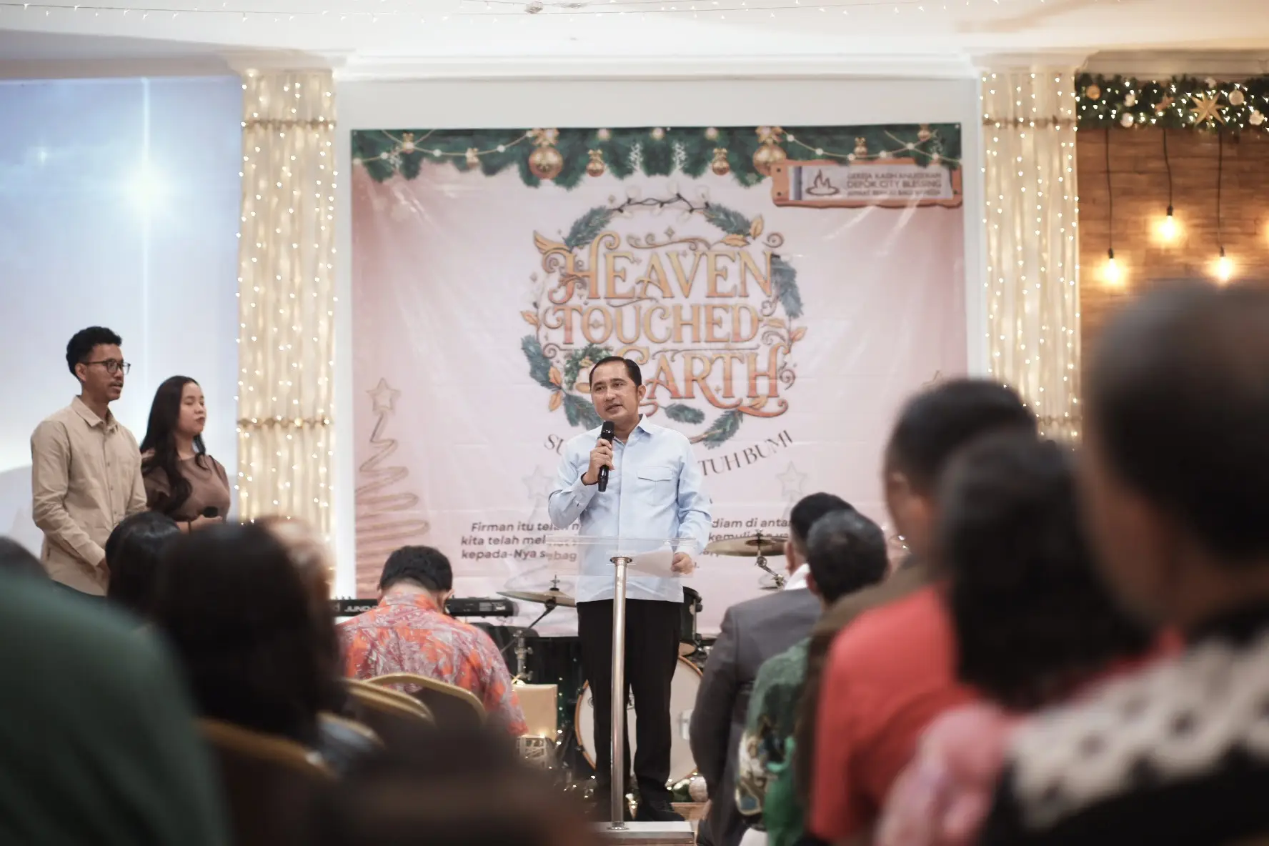 Penuh Suka Cita, Chandra Rahmansyah Hadiri Perayaan Natal di Gereja Kasih Anugerah Depok City Blessing