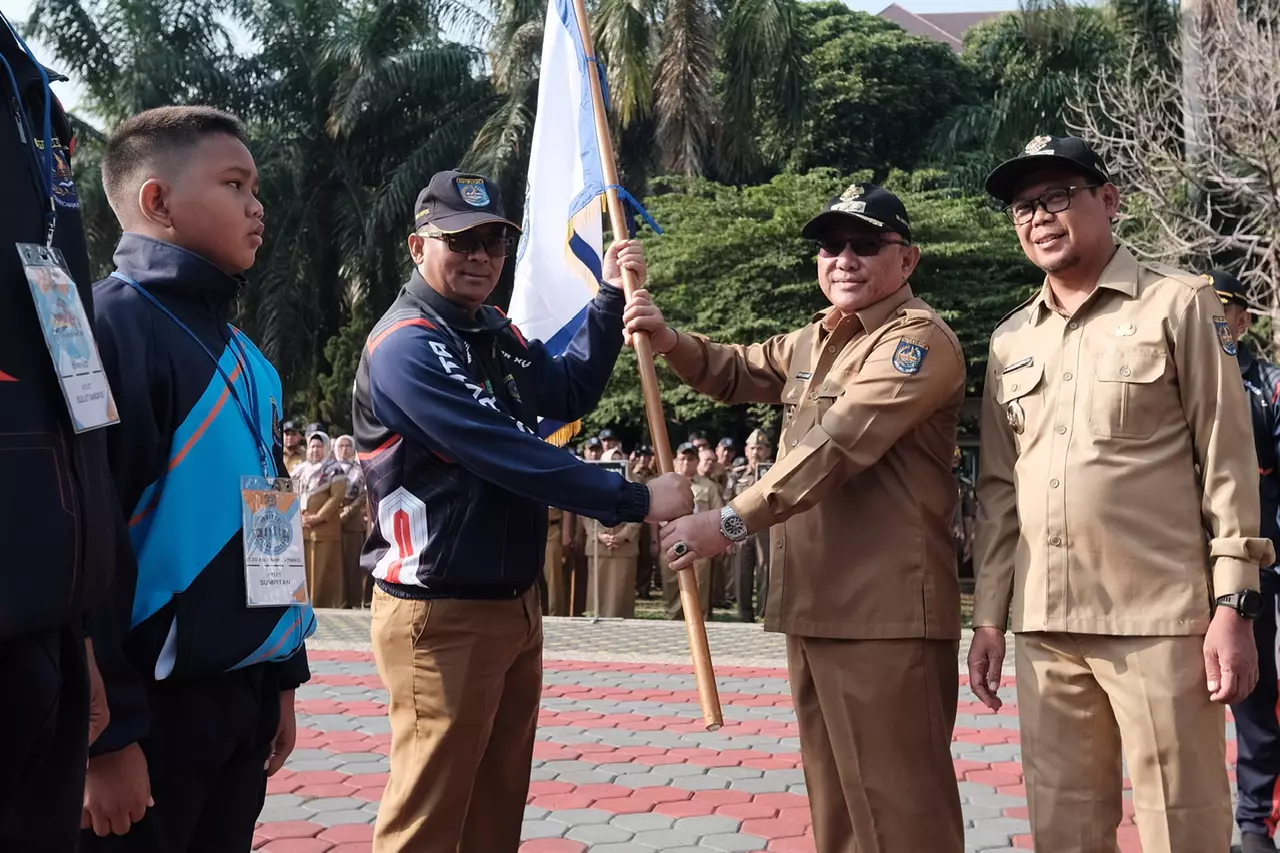 Wali Kota Lepas Kontingan Depok Berlaga di Porpemda XV dan Kompetisi Olahraga Tradisional Tingkat Jabar