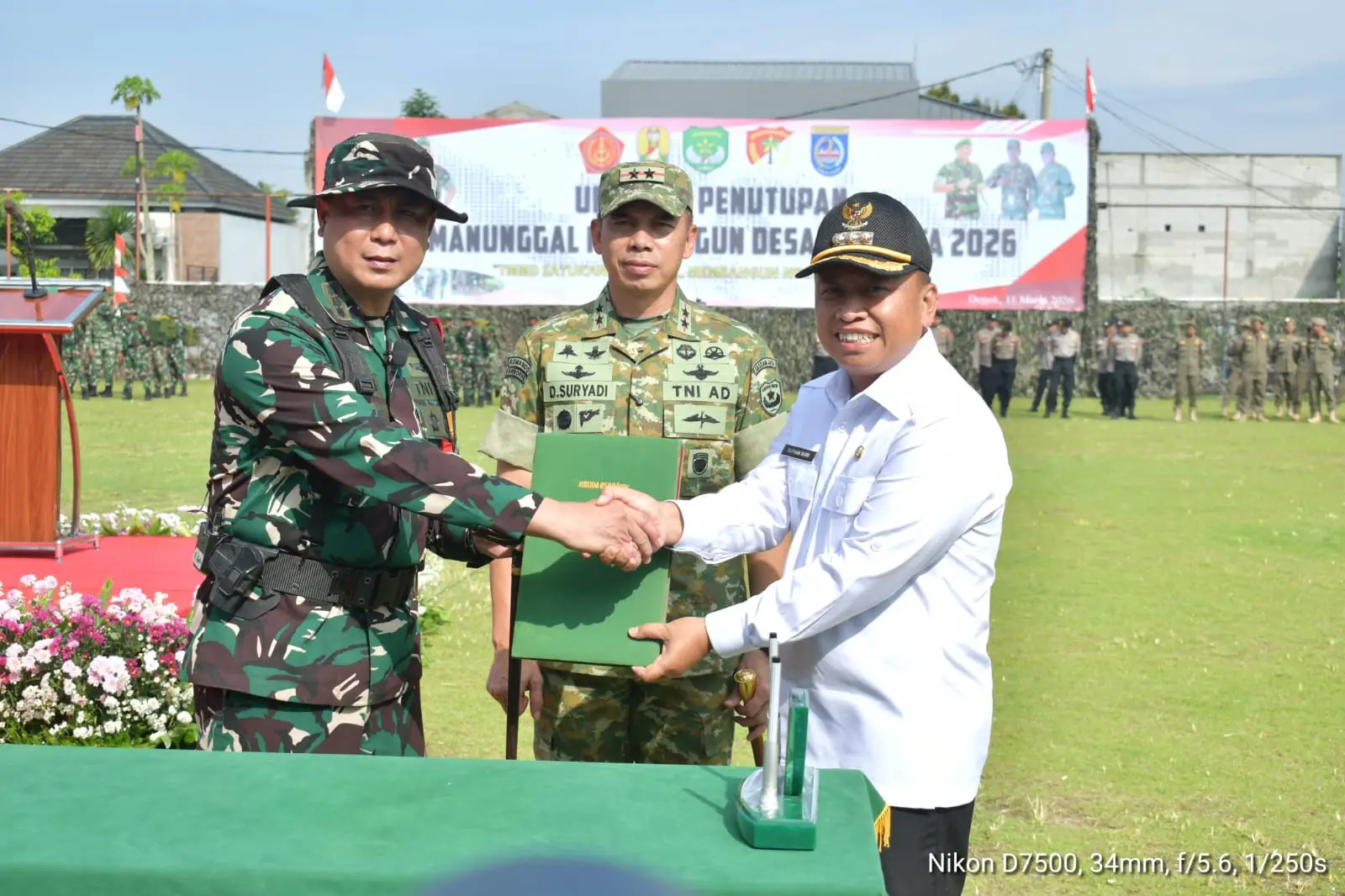 TMMD ke-127 di Depok Berakhir, Pangdam Jaya Tekankan Kemanunggalan dengan Warga