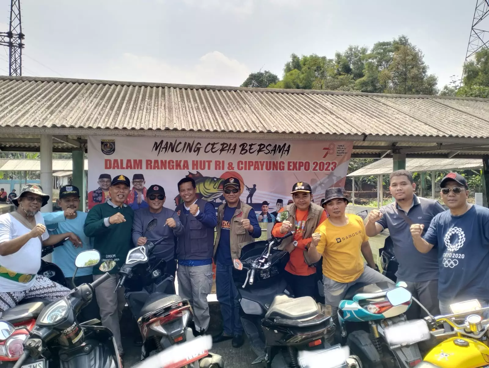 Meriahkan HUT Ke-78 RI, ASN Cipayung Mancing Bareng Warga
