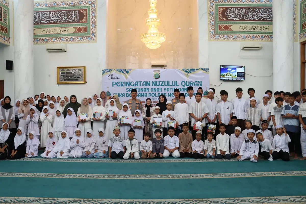 Peringati Nuzulul Quran, Polres Metro Depok Santuni 100 Anak Yatim