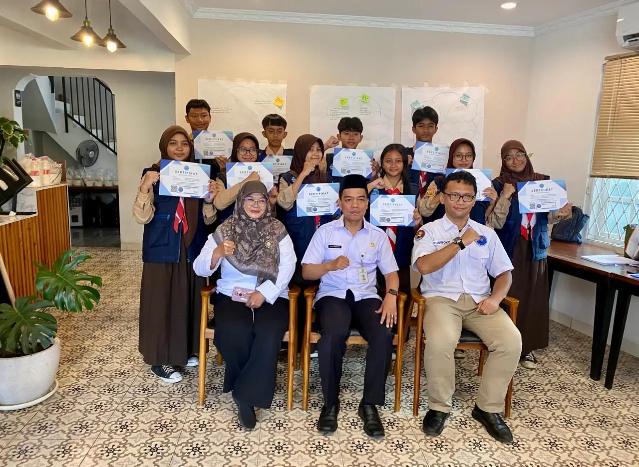 Sepuluh Pelajar SMPN 8 Depok Jadi Teman Sebaya Anti Narkotika
