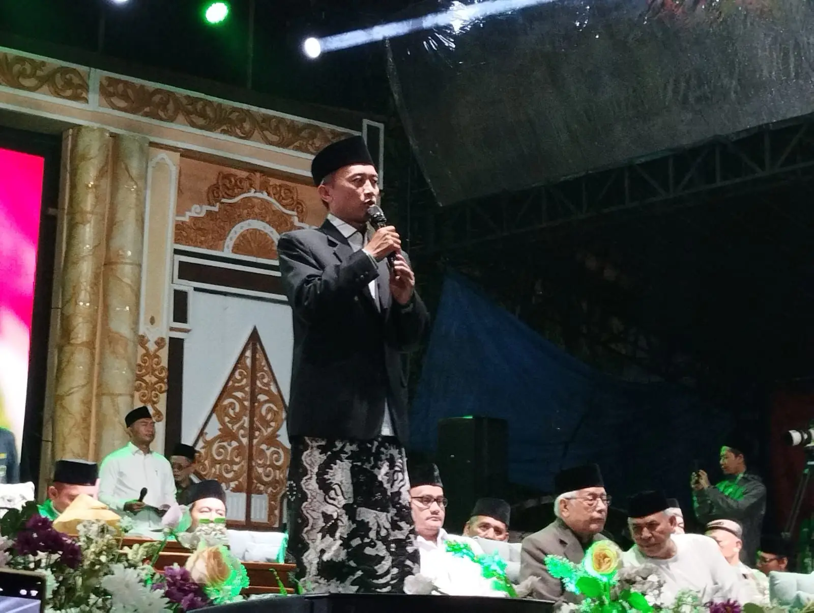 Puncak Perayaan HSN di Depok, Kiai Alech: Santri Argumennya Harus Runcing