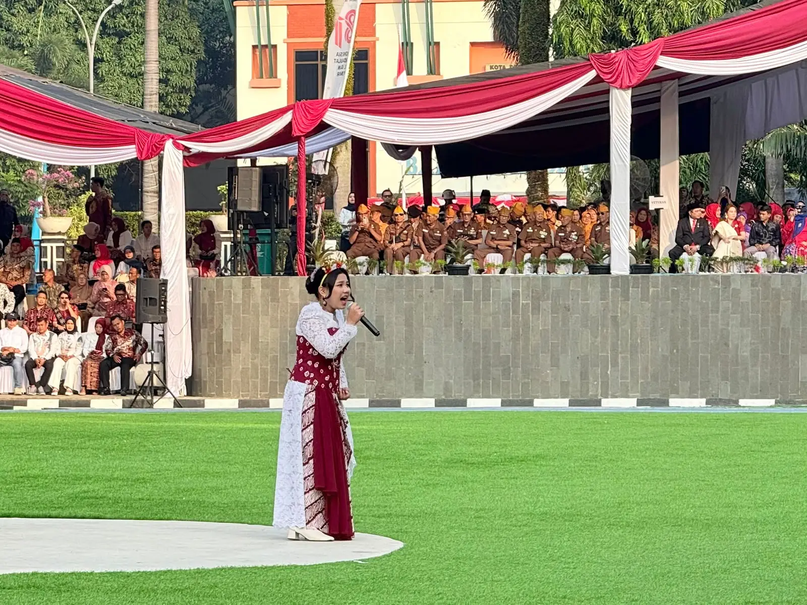 Suara Merdu Janessa Gaungkan Persatuan, Iringi HUT ke-81 RI Kota Depok