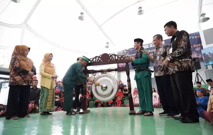 Camat Sukmajaya Ajak Warga Jaga Fasilitas di Taman Musik Depok