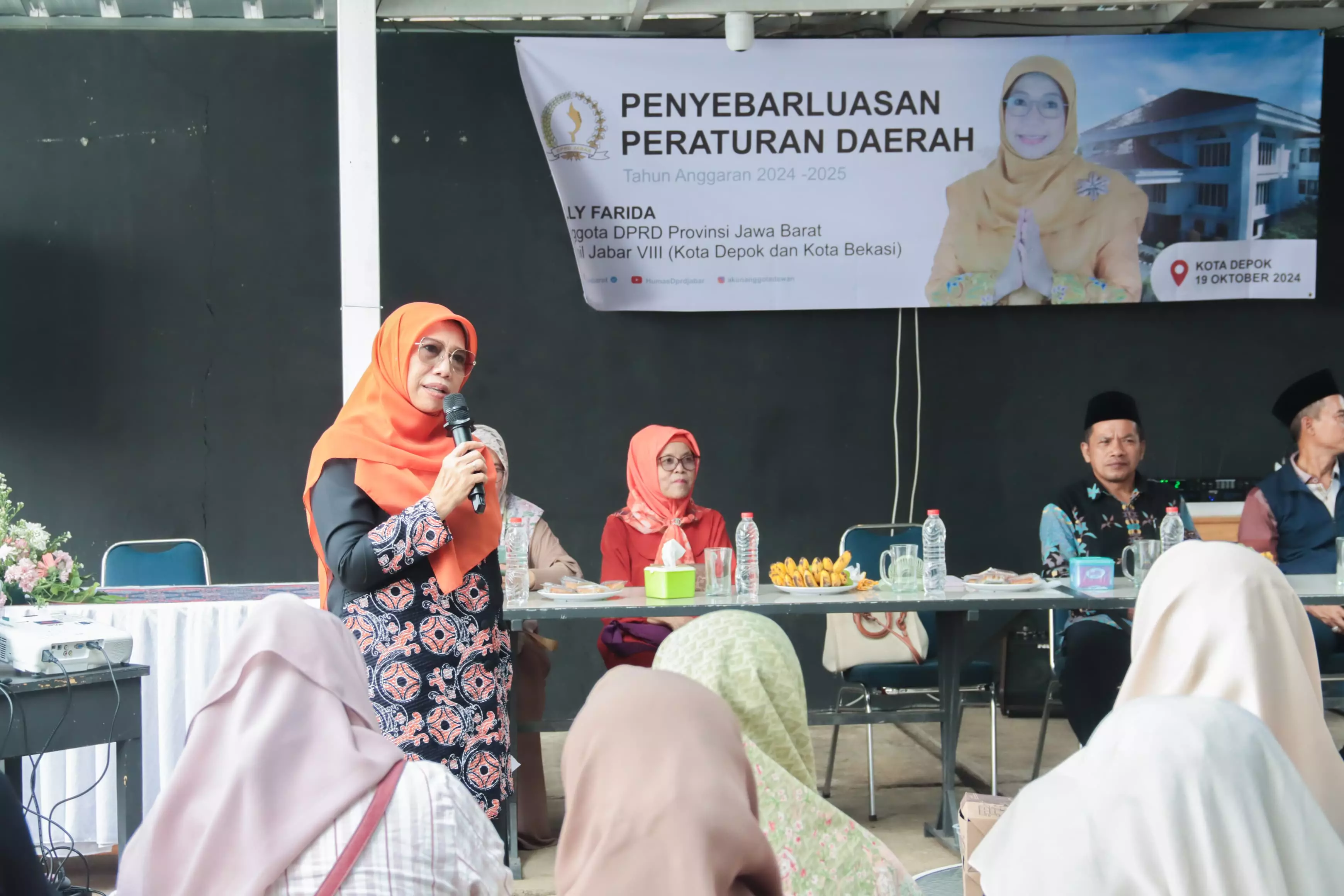 Elly Farida Sosialisasikan Perda Desa Wisata di Sawangan